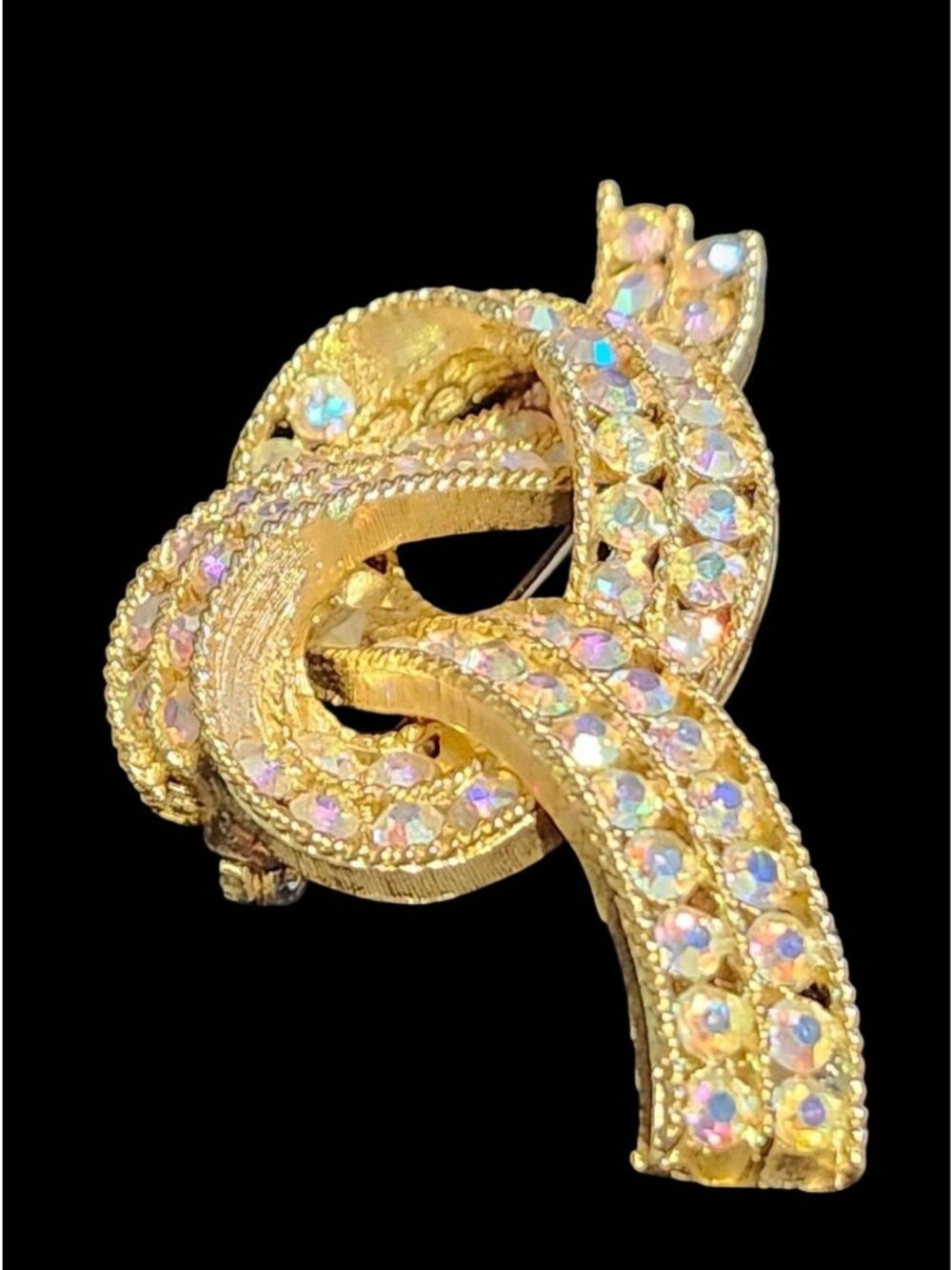 Vintage Lisner Gold Tone Love Knot Brooch With AB Rhinestones Elegant Design Cir